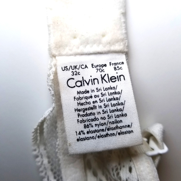 Calvin Klein Lace Demi Bra - Picture 5 of 5